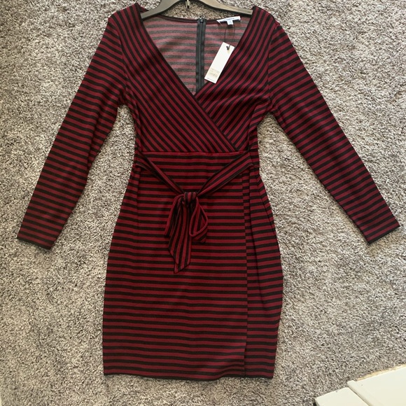 FALL DRESS - Picture 1 of 4